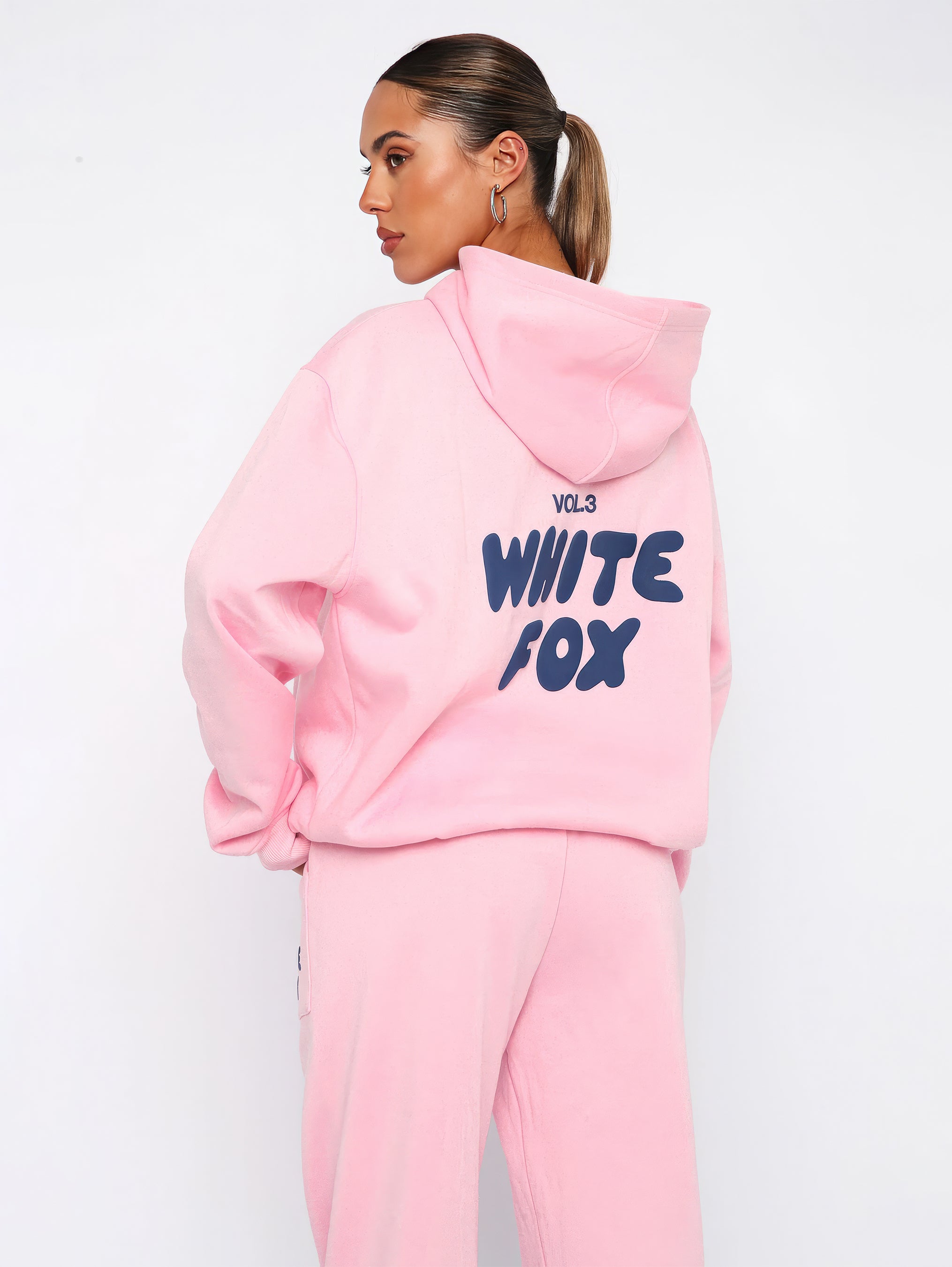 WHITEFOX | VIRAL TRACKSUIT – 50 % Weihnachtsrabatt!