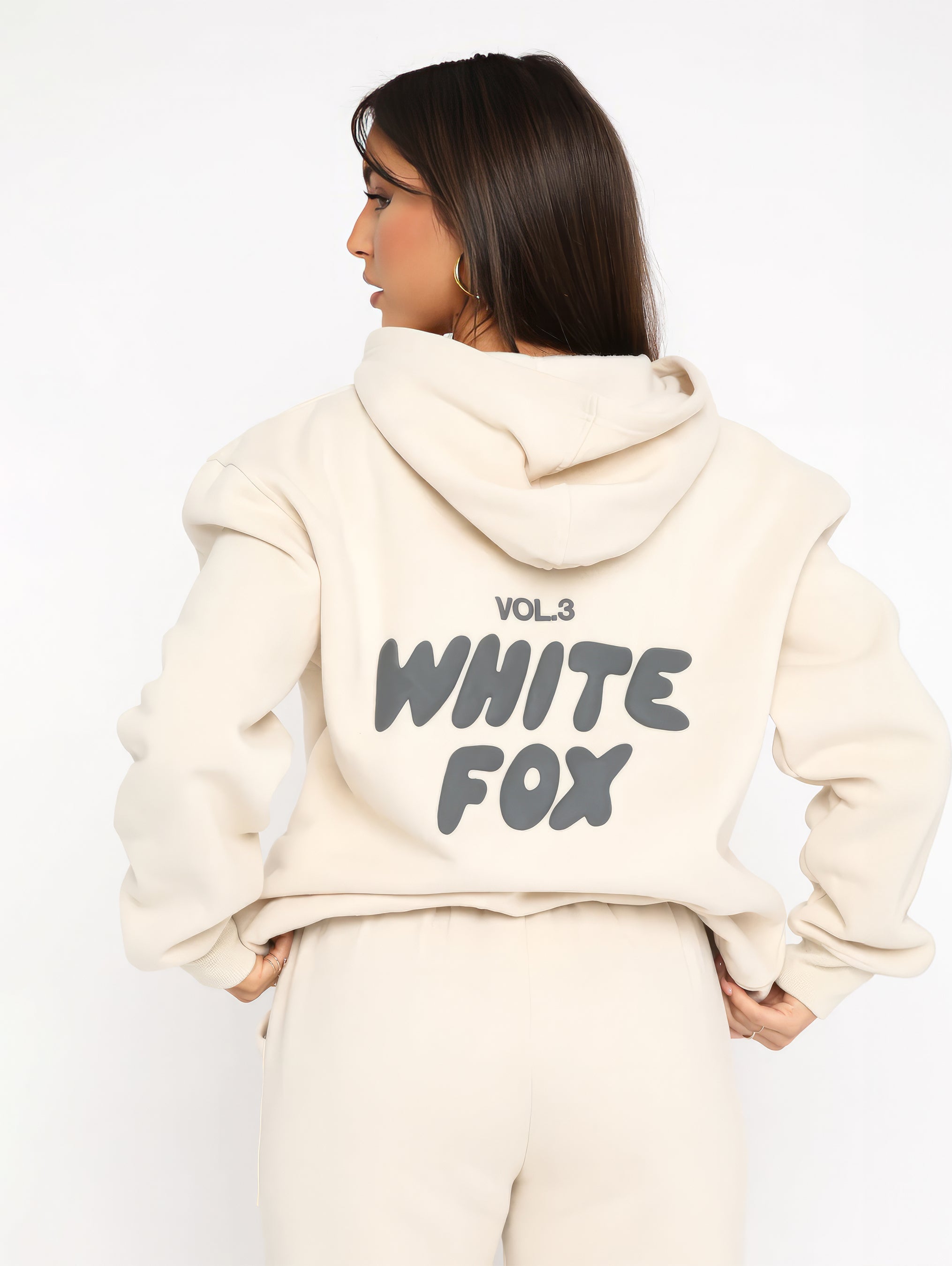 WHITEFOX | VIRAL TRACKSUIT – 50 % Weihnachtsrabatt!